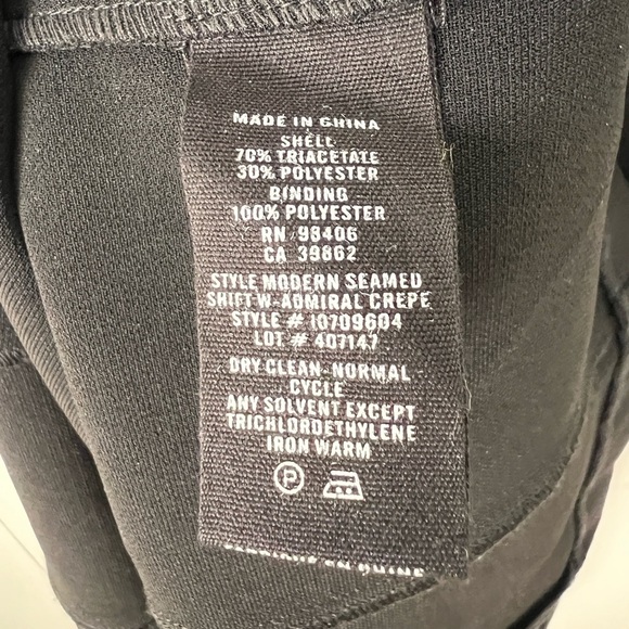 Theory Modern Seamed Shift Admiral Crepe Dress - Picture 9 of 9